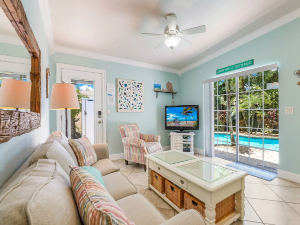 Key West cottage a couple blocks to beach